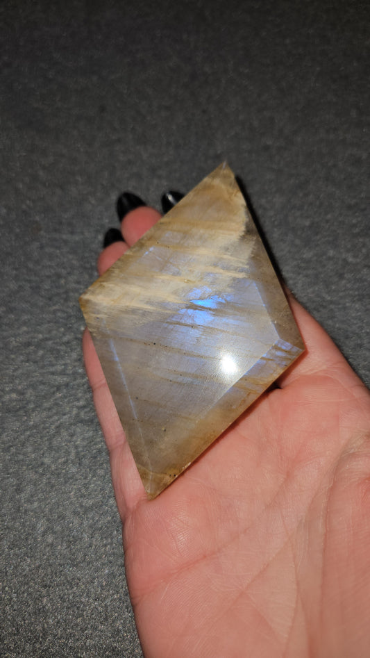 Moonstone Rhombus with Stand